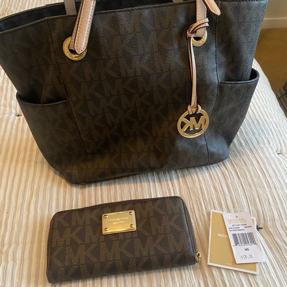 Michael Kors Handbag & Wallet